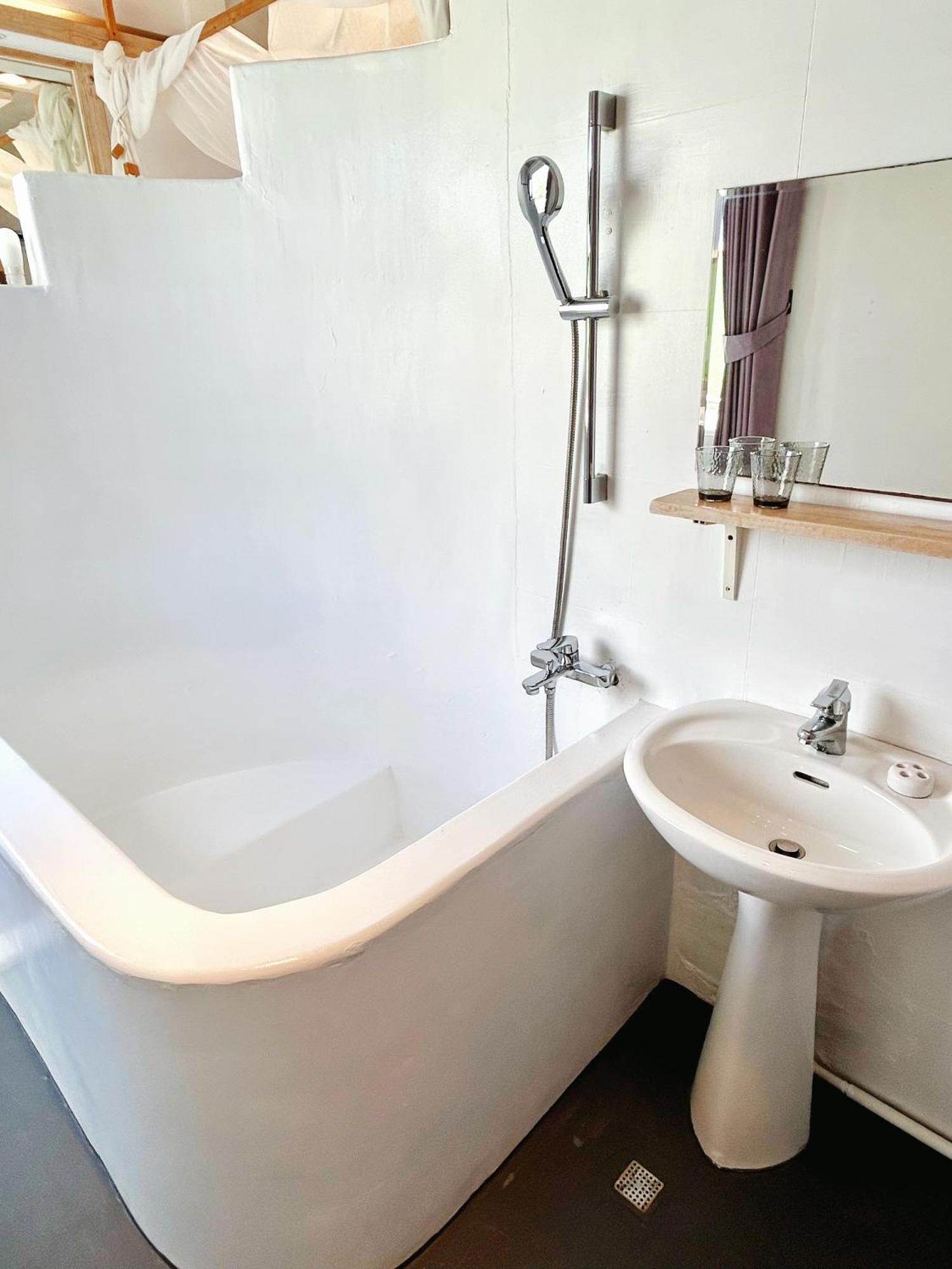 White&Light B&B Manzhou Екстериор снимка